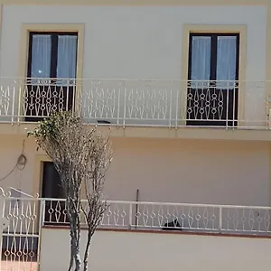 Casa Cecilia Gallico Marina